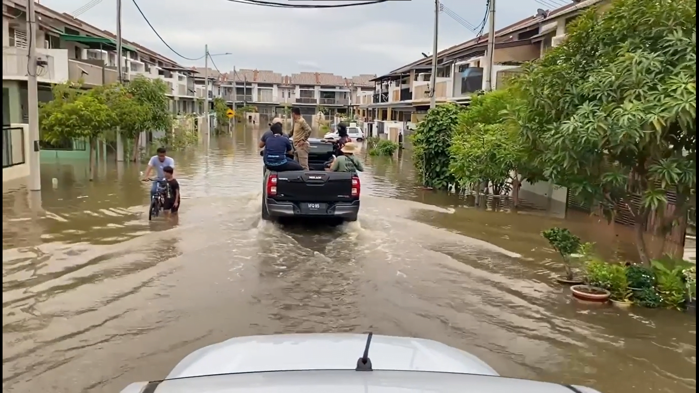 Misi Bantuan Banjir  Maktabah al Bakri
